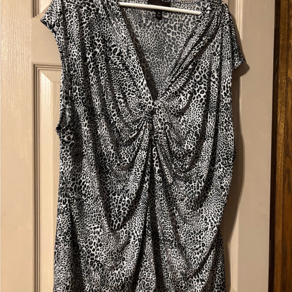 Dana Buchman Black and White Animal Print Blouse